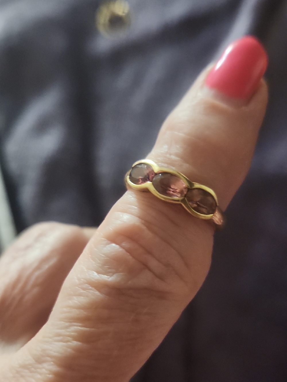 10kt Gold Three Stone Pink Tormaline Ring